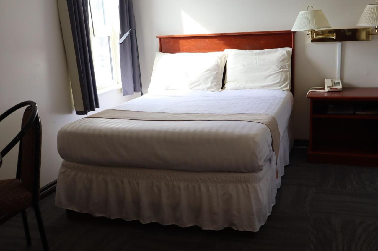 Destination Family Hotel Whitehorse Dış mekan fotoğraf